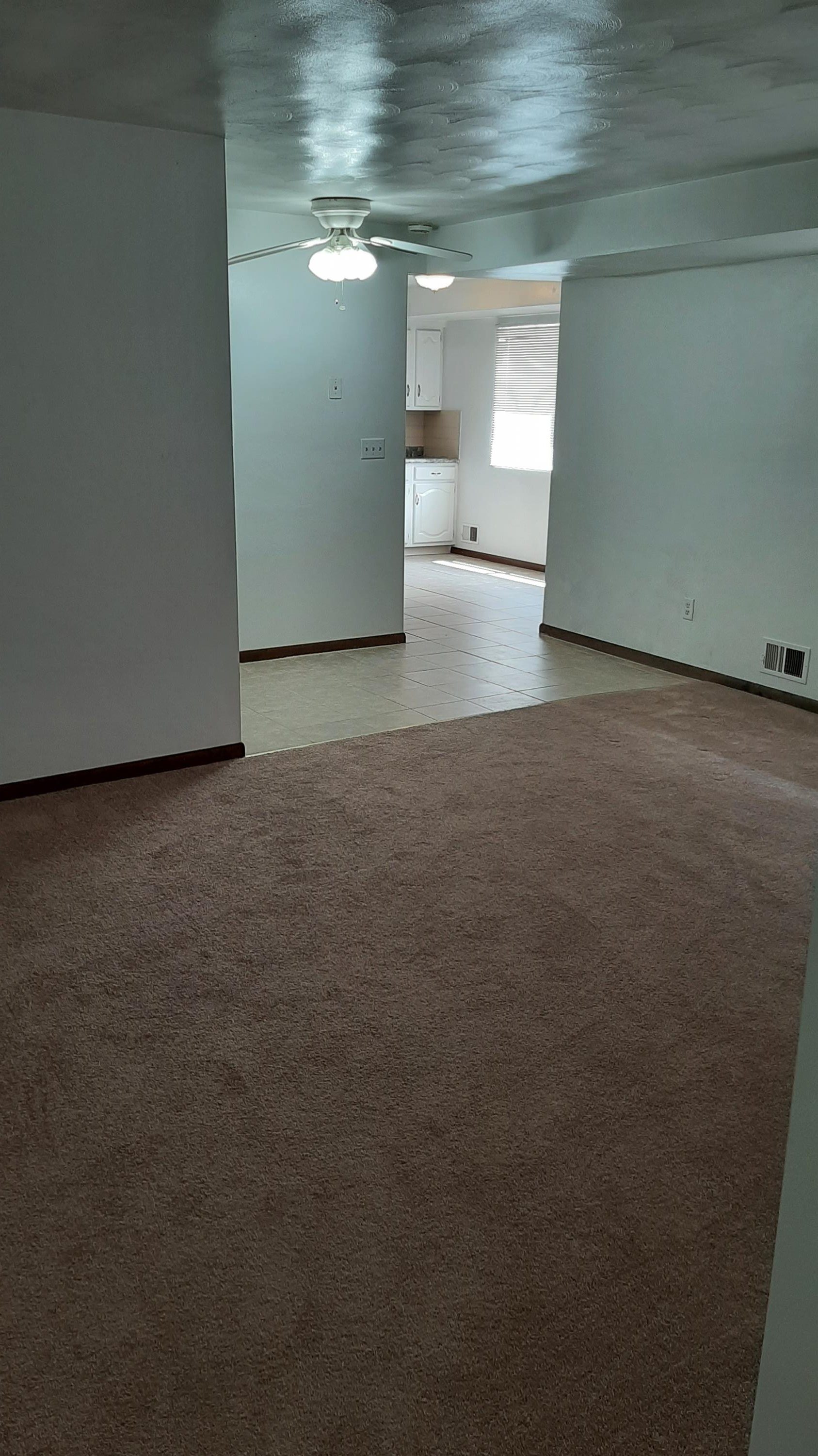 156 Lynnwood Manor-3